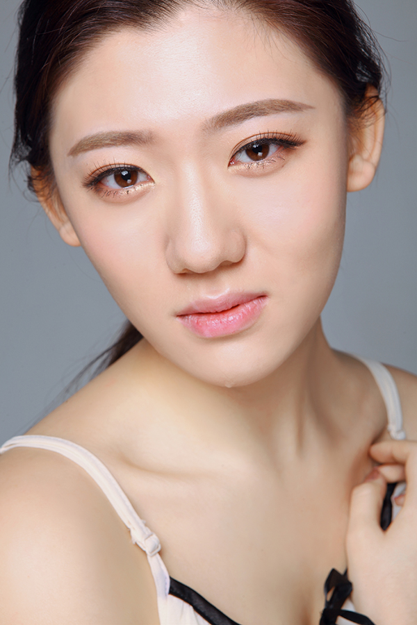 大三学生王玥