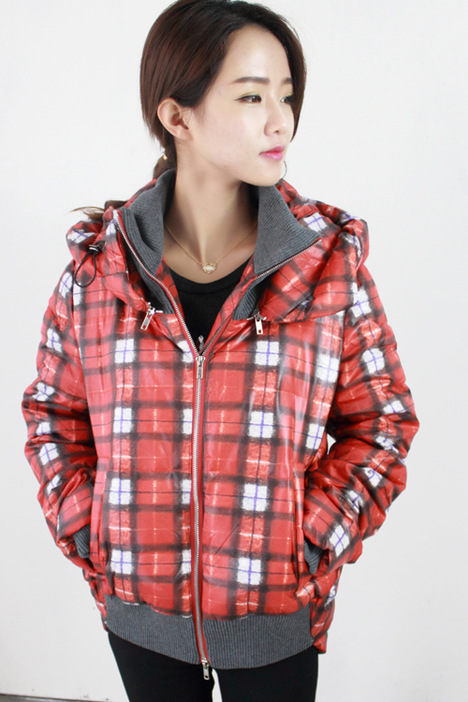格子连帽羽绒服