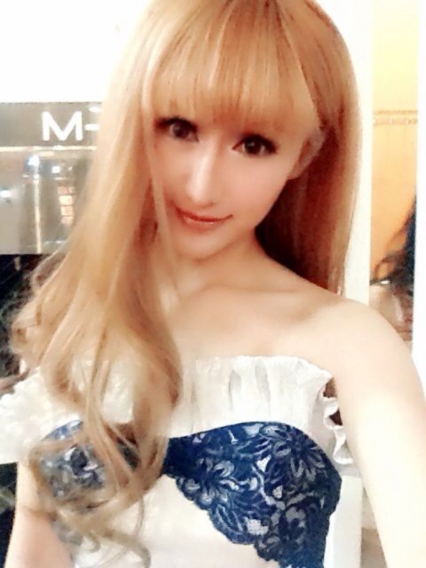 美女自拍