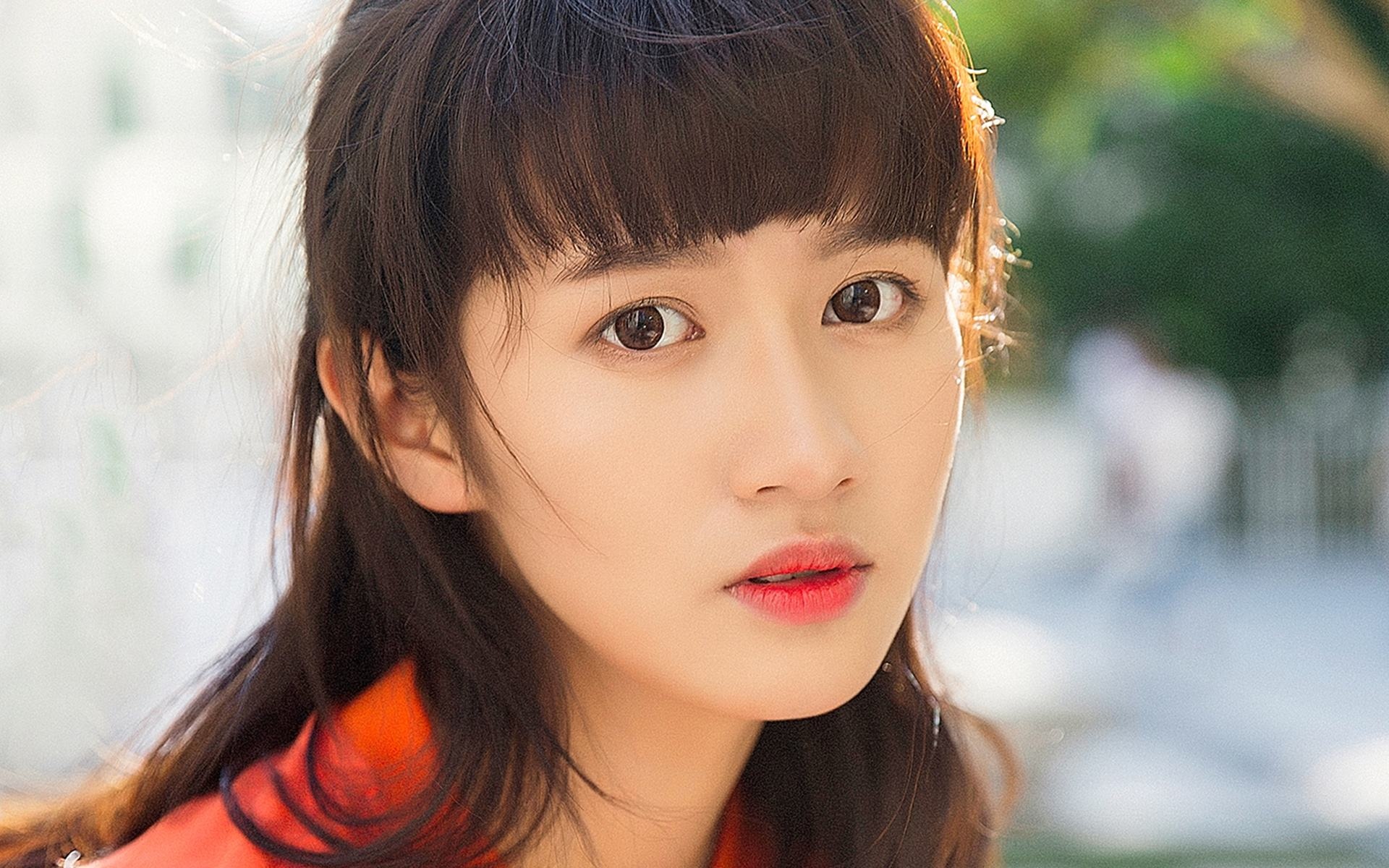 甜美女生宋唯秋冬写真