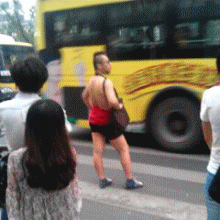 过马路遇到的奇葩