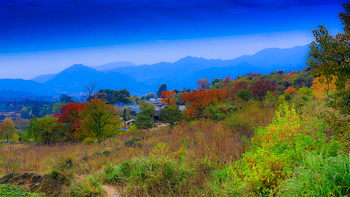 暮色塔川