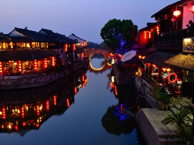 夜游西塘