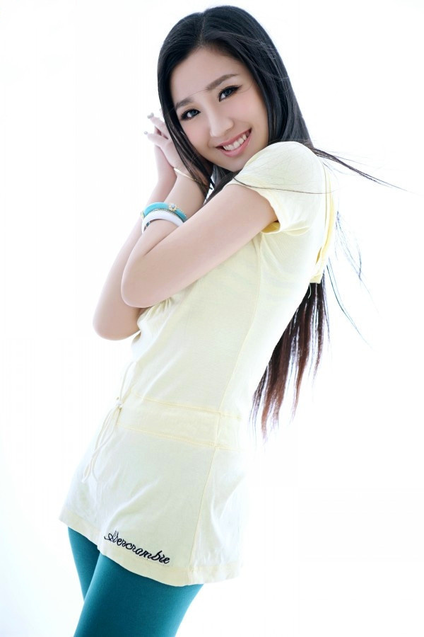 气质美女刘雨维