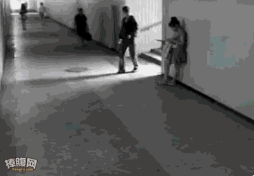 妹纸的反击