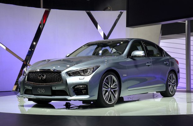 英菲尼迪Q50