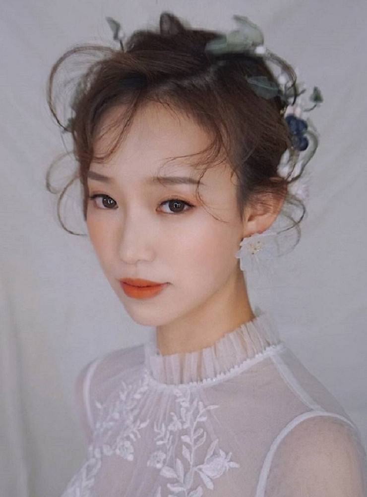 时尚的美妆