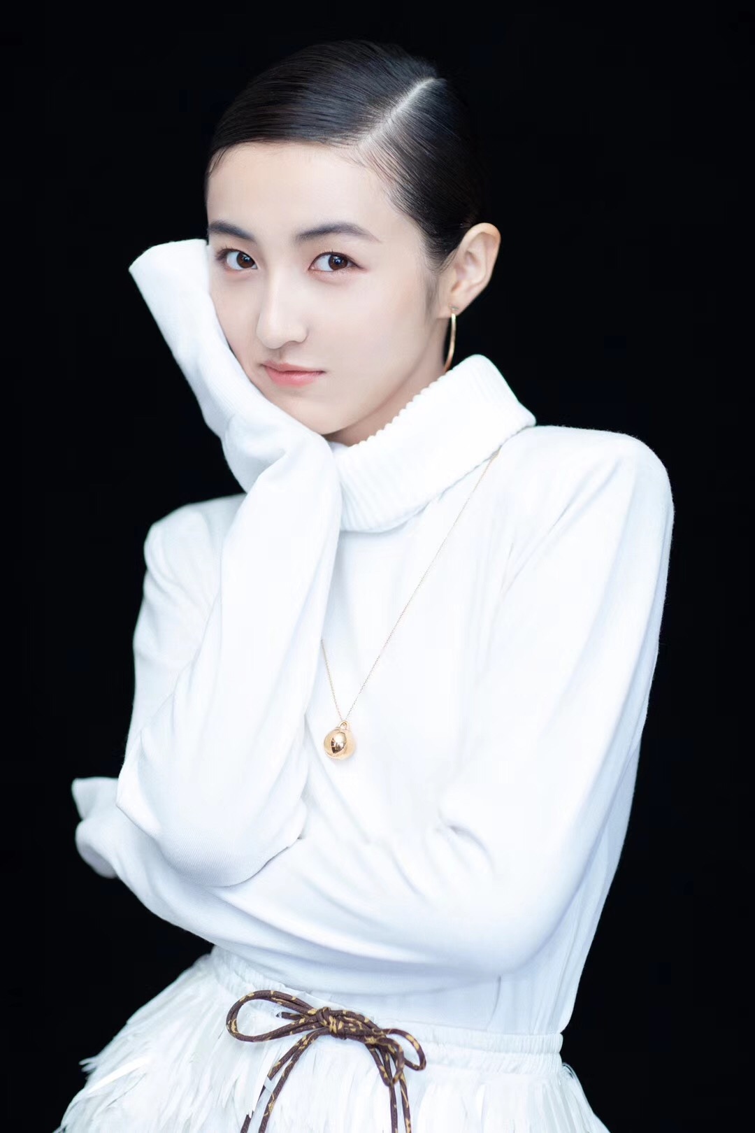 张子枫红毯发型