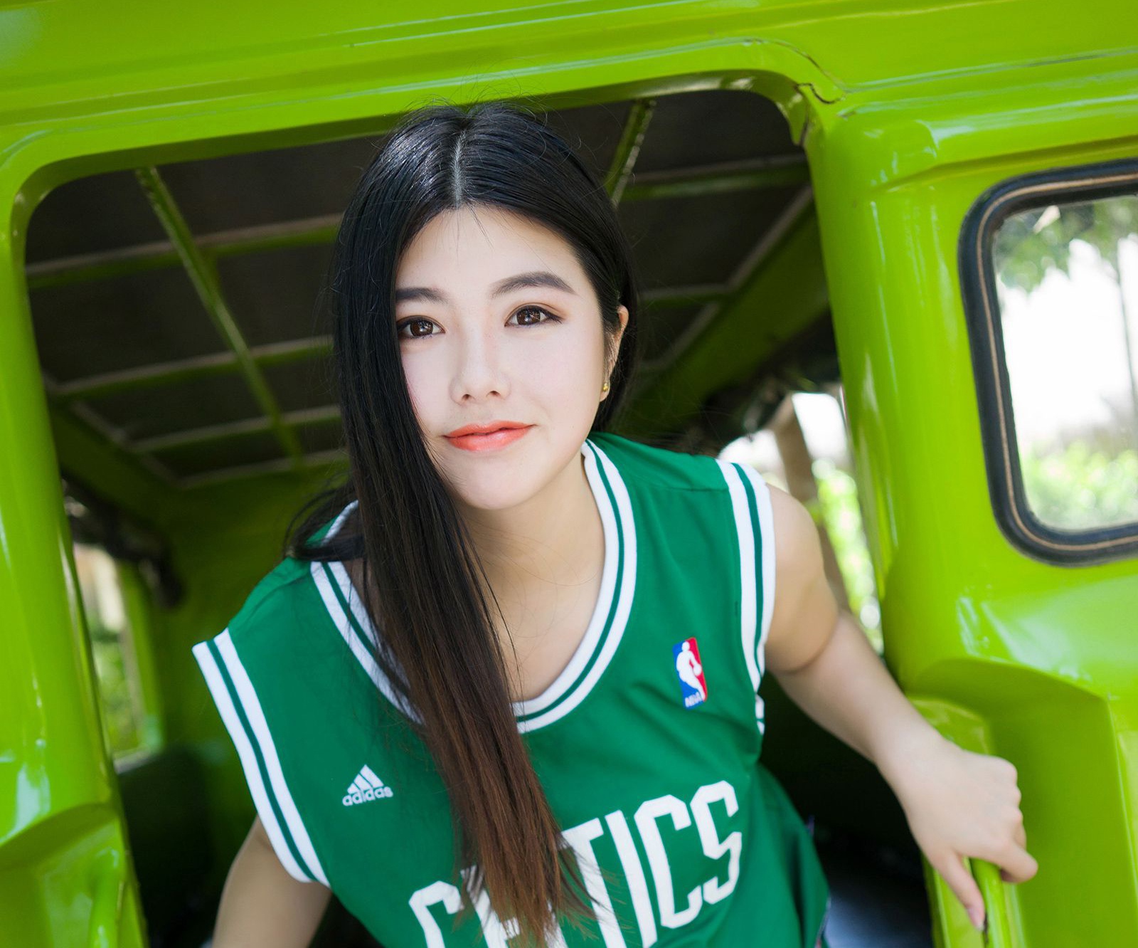 养眼美女娜露Selena性感小清新写真