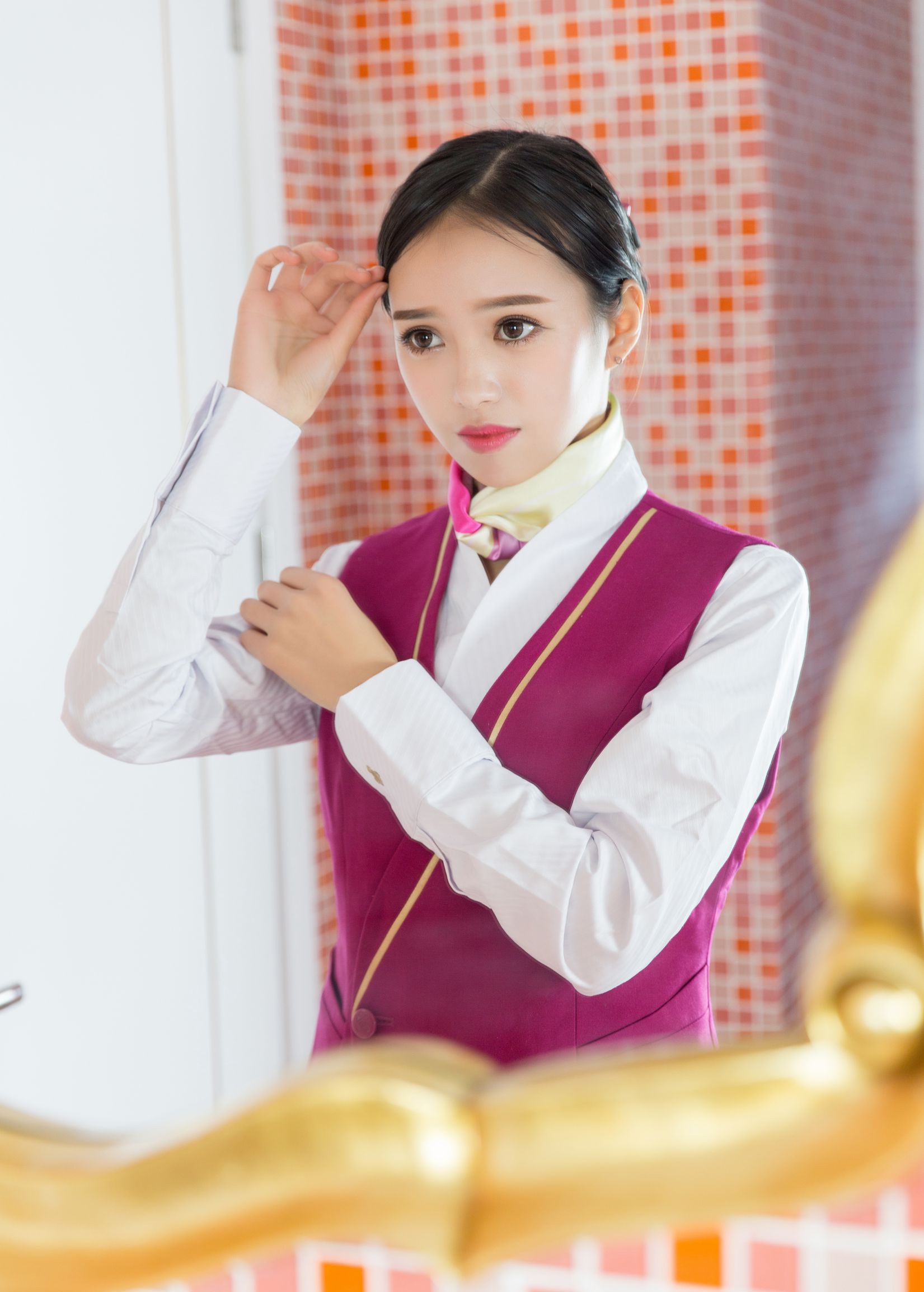  模特女神馨雅Adela空姐制服性感写真