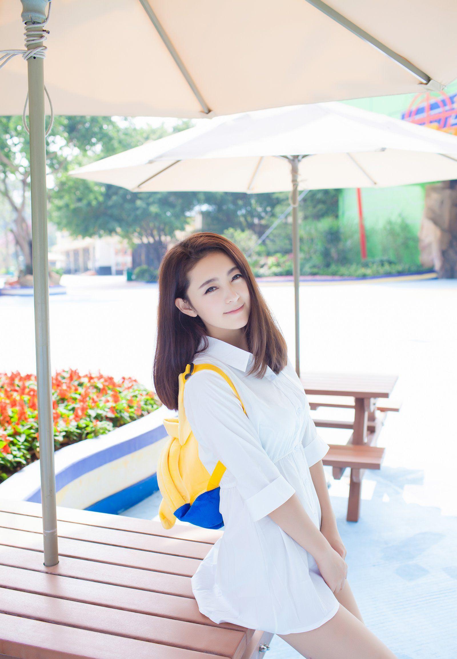 清纯美少女夏茉GIGI室外性感写真