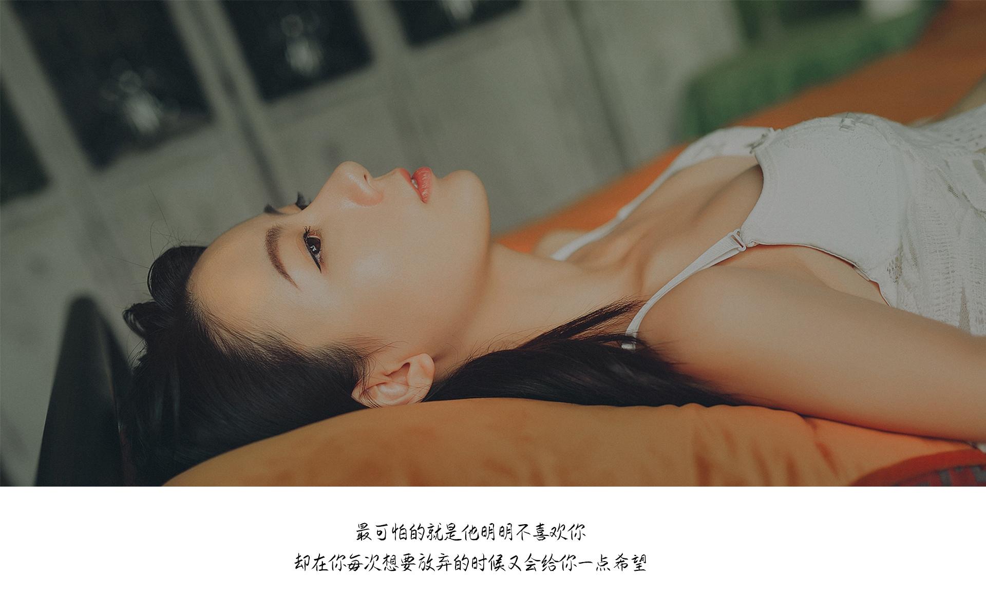 今晚感觉特别孤独无奈的说说