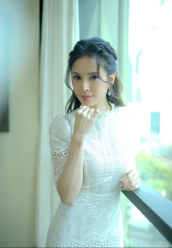 气质女神李若彤写真