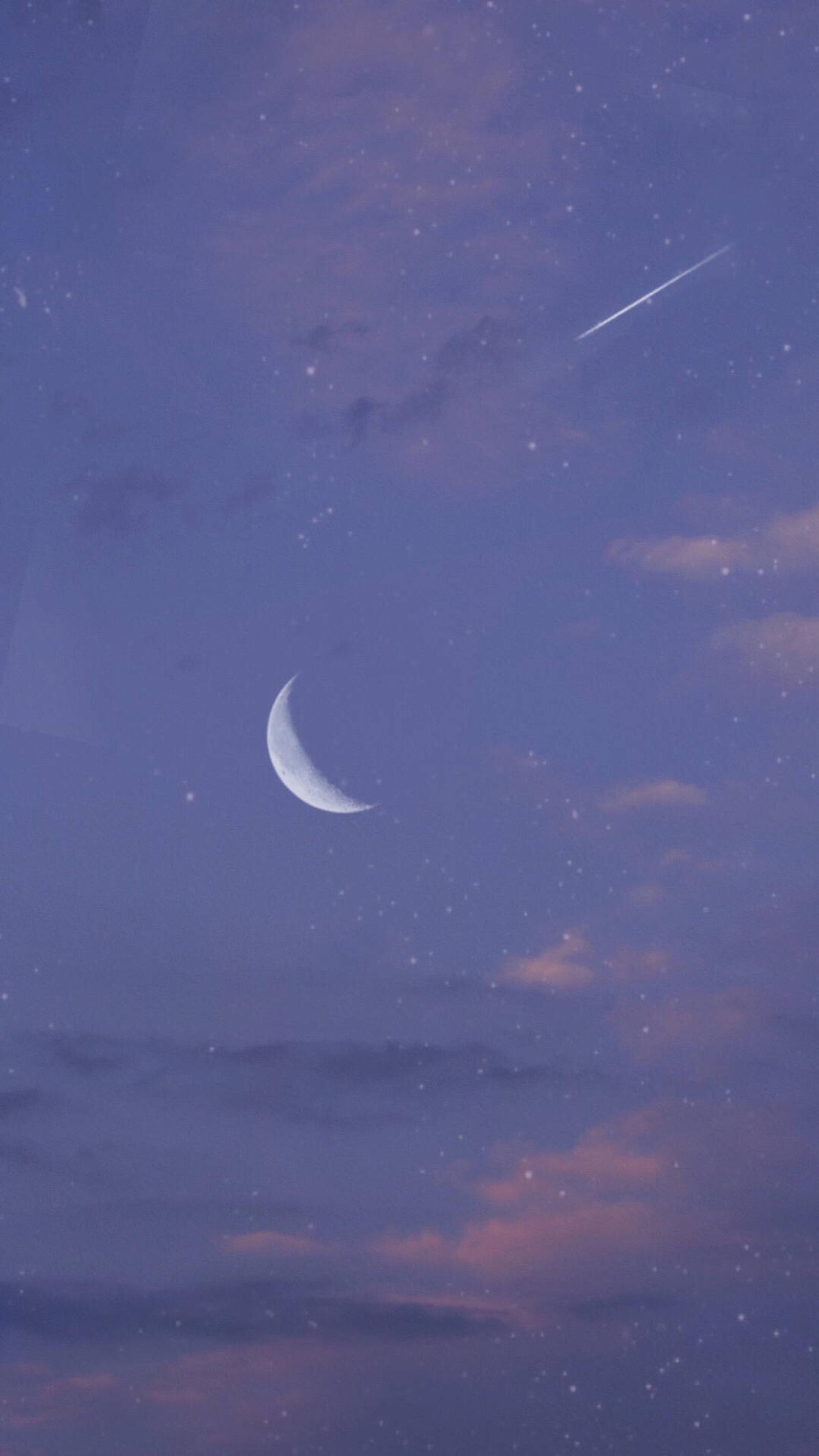 浪漫弯月夜色