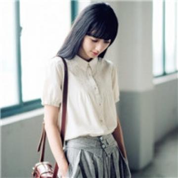 简单的森系女生