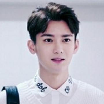 阳光帅气的唐一白