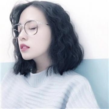 好看的简单女生