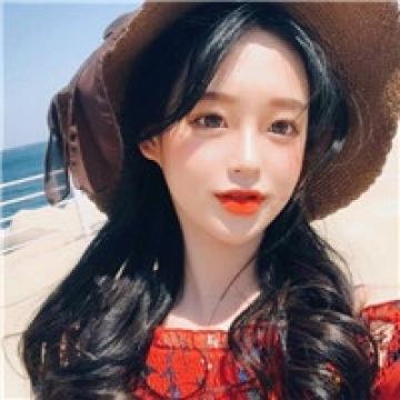 暖如阳光的小女生