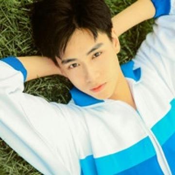 这样的男生简直太帅