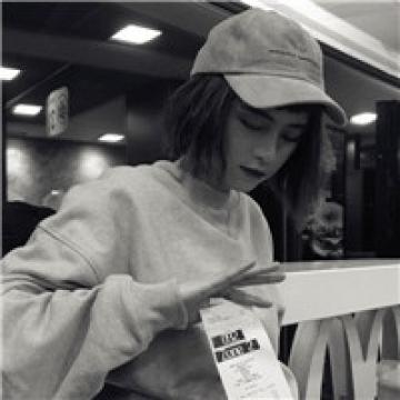 酷风格的女生
