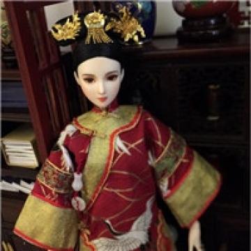 精致尊贵古典装扮