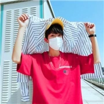 超帅的简单男生