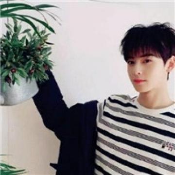帅气小哥哥都不简单