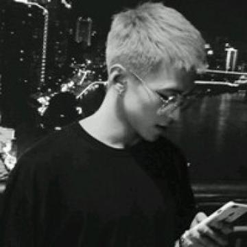 超酷时尚男生头像,放纵的贪婪