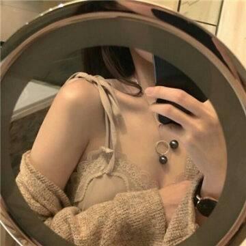 女生性感美女头像