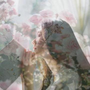 双重影唯美意境女生头像