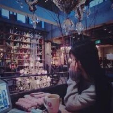 不要嘲笑别人的疤，那只是你没有经历过的伤
