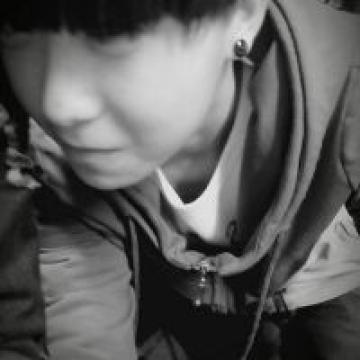春蚕到死丝方尽，蜡炬成灰泪始乾