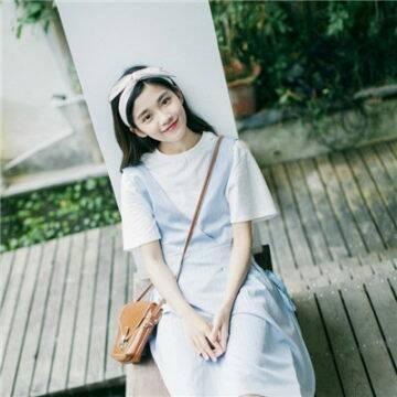 女人啊，要活的像个人啊！少吃点饭，多看点书