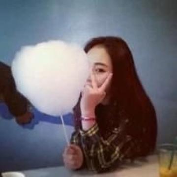 美丽和伤痛总是在一个故事里共生、纠缠