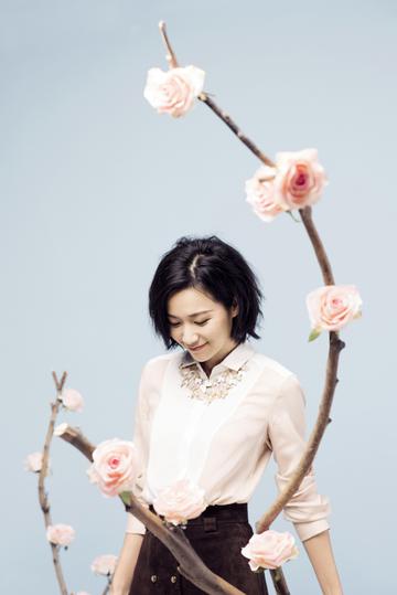 徐静蕾面含桃花