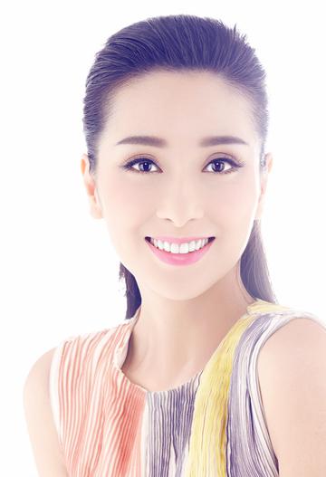 杨恭如笑容甜美