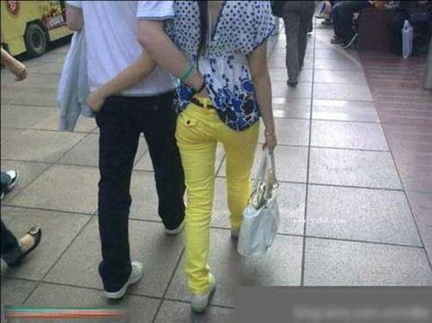 现实中的男女咸猪手