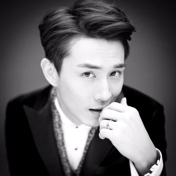 李承铉帅气