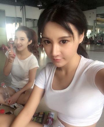 中国乳神的闺蜜