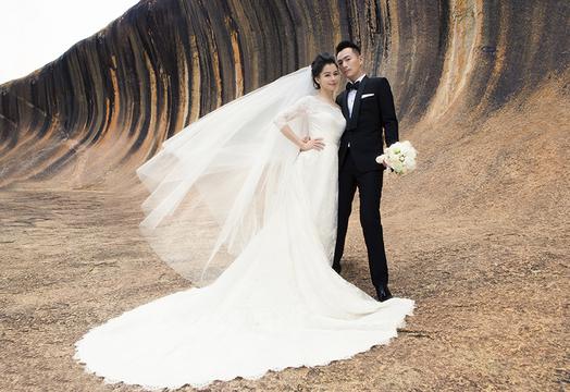 徐若瑄戈壁拍婚纱照
