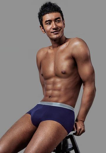 黄晓明健康肌肉