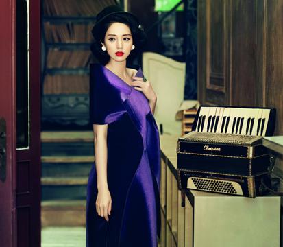 董璇瑰丽妩媚
