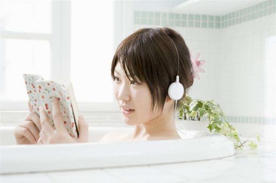 唯美美女私房沐浴