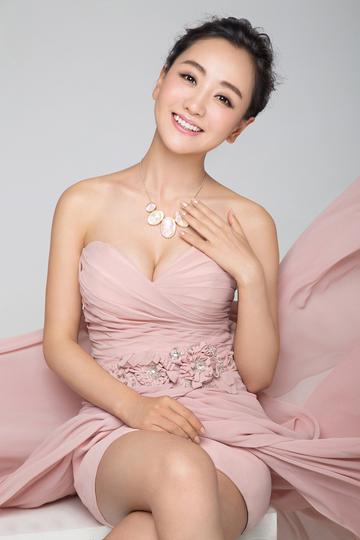 ​杨蓉蜜色甜心