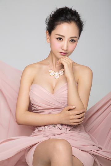 ​杨蓉粉色甜蜜