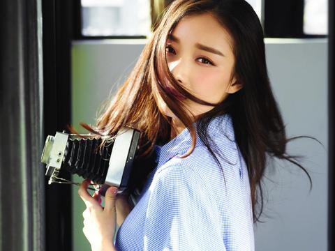 倪妮长发撩人