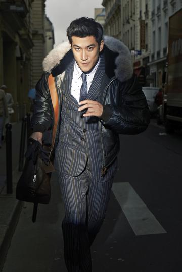 李治廷演绎动感时尚