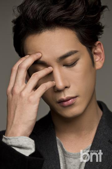 美男子朴基雄