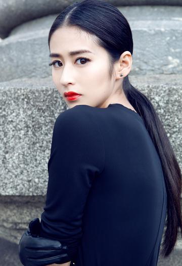 红唇魅影颖儿