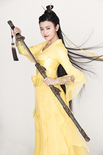 陈妍希浪漫黄裙